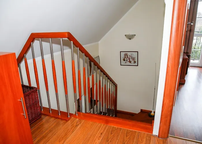 Dom Na Zielonej Dolinie *