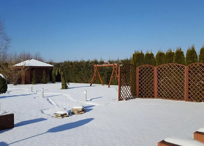 منزل ريفي Dom Na Zielonej Dolinie ساسينو