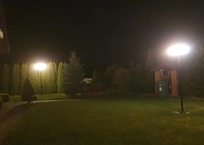 Dom Na Zielonej Dolinie * ساسينو